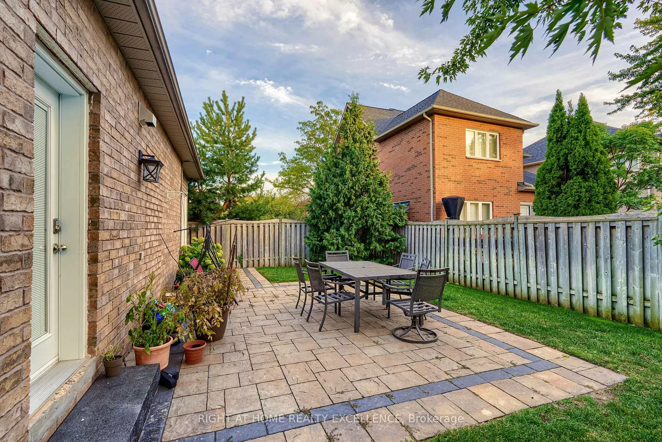 6862, Gooderham Estate, Meadowvale Village, Mississauga