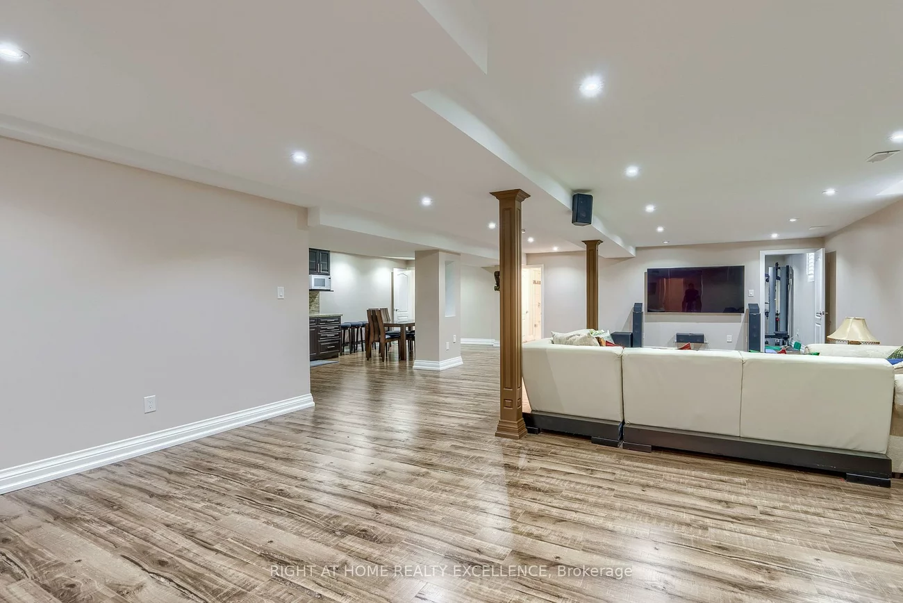 6862, Gooderham Estate, Meadowvale Village, Mississauga