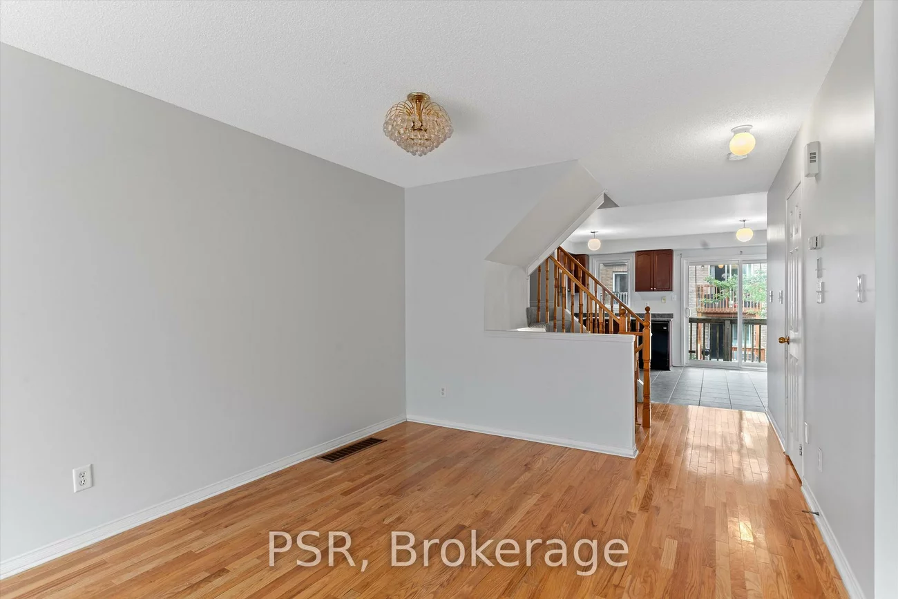 7125, Chatham, Lisgar, Mississauga