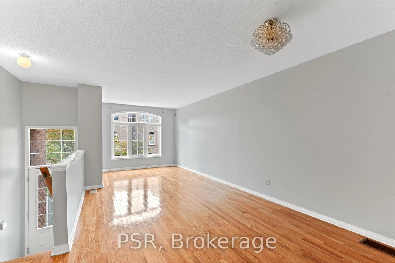 7125, Chatham, Lisgar, Mississauga