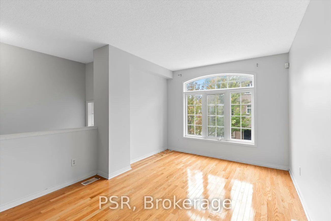 7125, Chatham, Lisgar, Mississauga