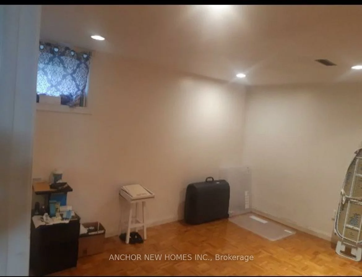 3924, Brandon, Malton, Mississauga