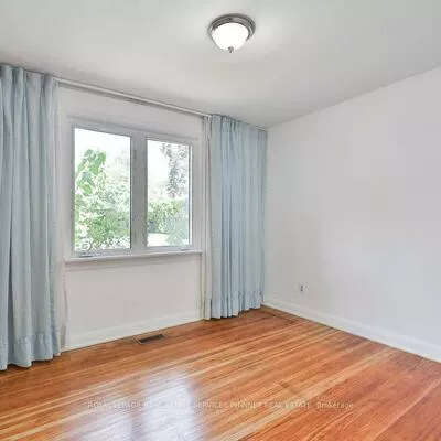 68, Oriole, Mineola, Mississauga