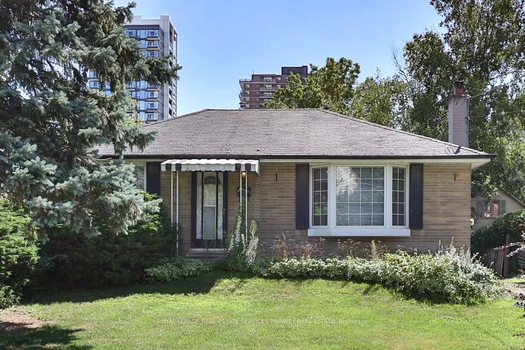 72, Oriole, Mineola, Mississauga