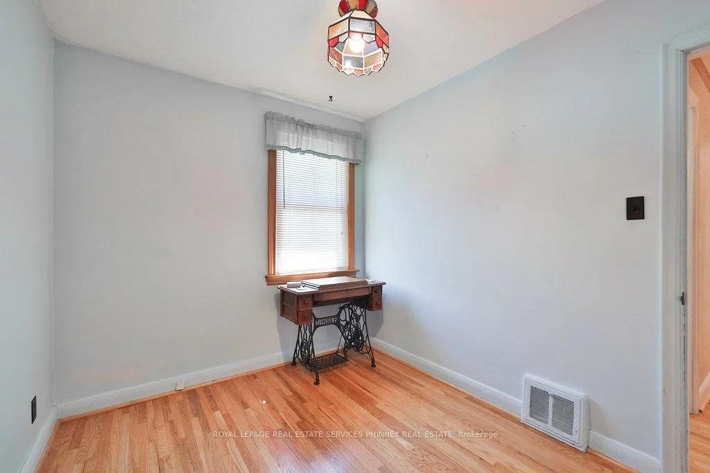 72, Oriole, Mineola, Mississauga