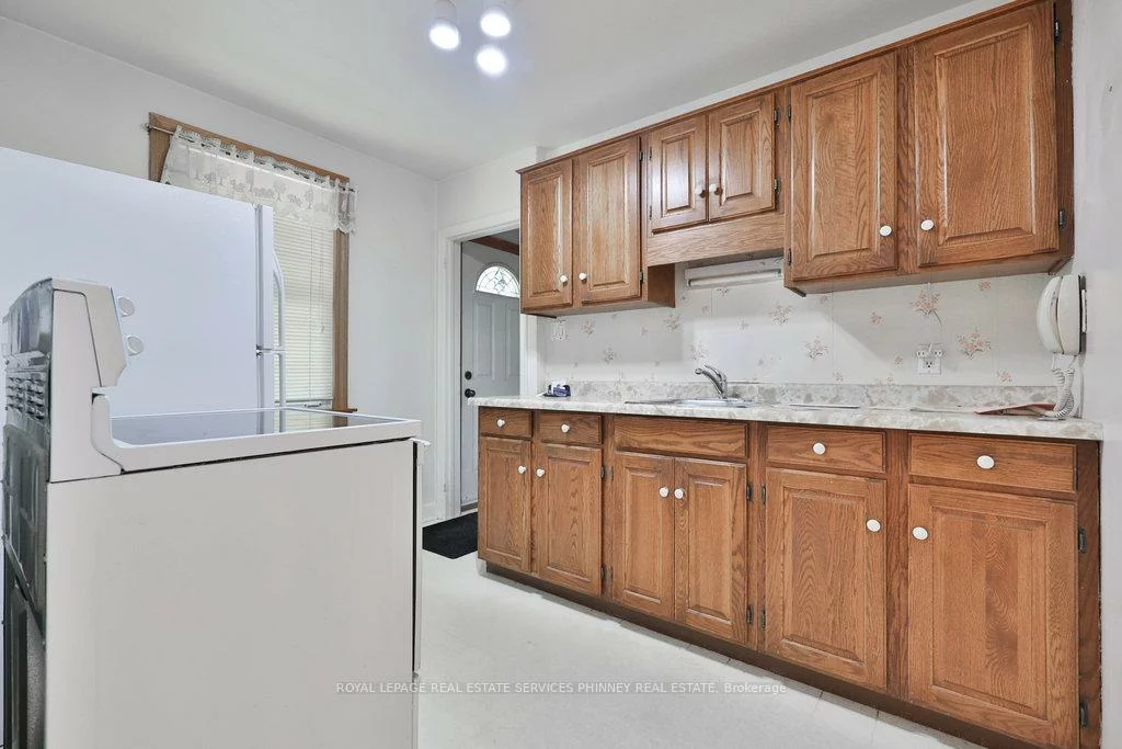 72, Oriole, Mineola, Mississauga