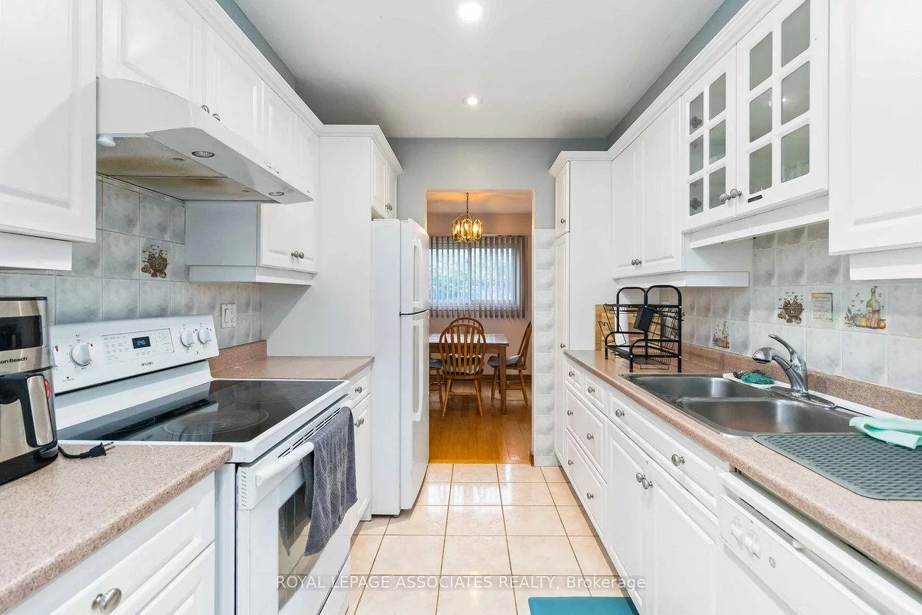 4343, Lee, Rathwood, Mississauga