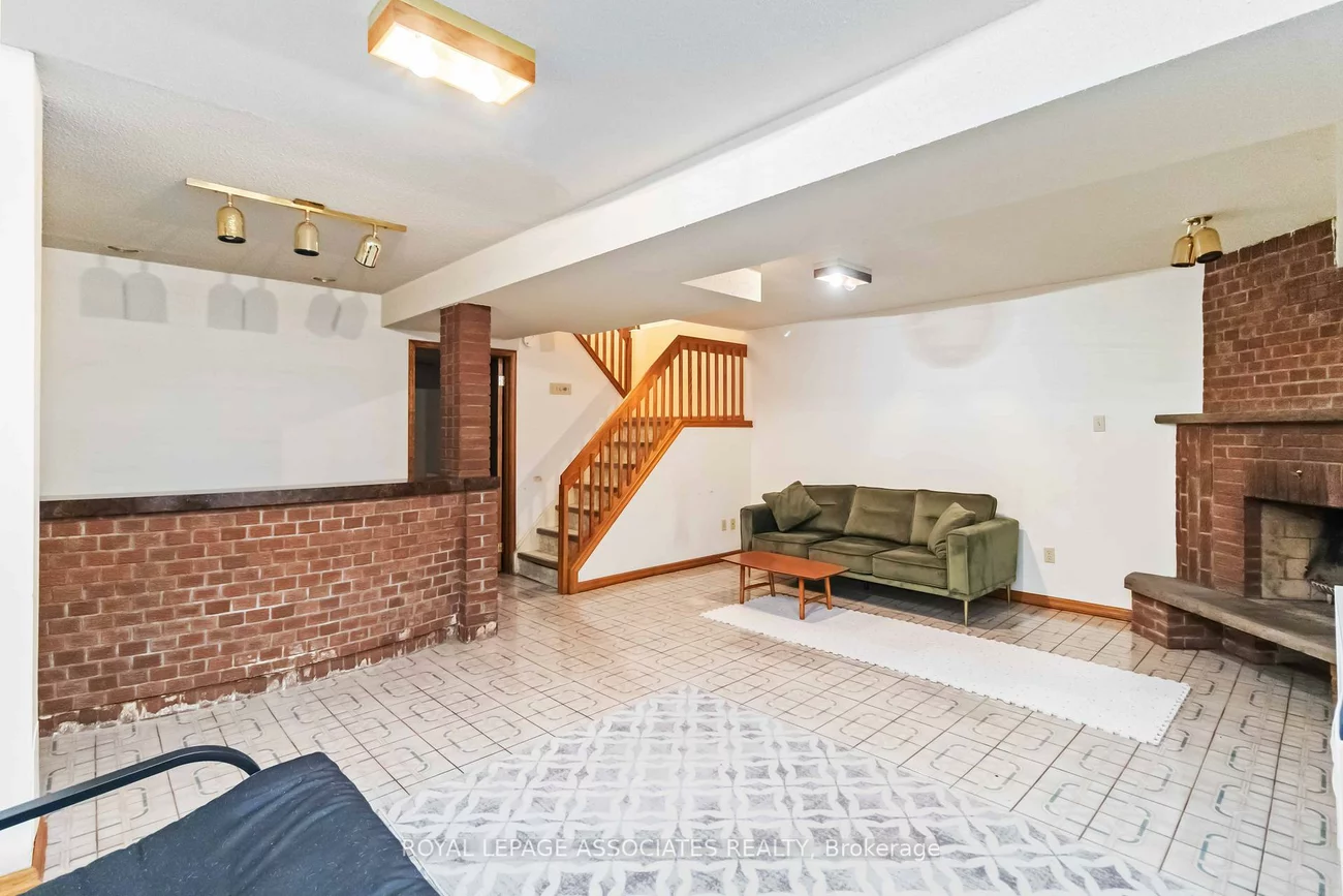 4343, Lee, Rathwood, Mississauga