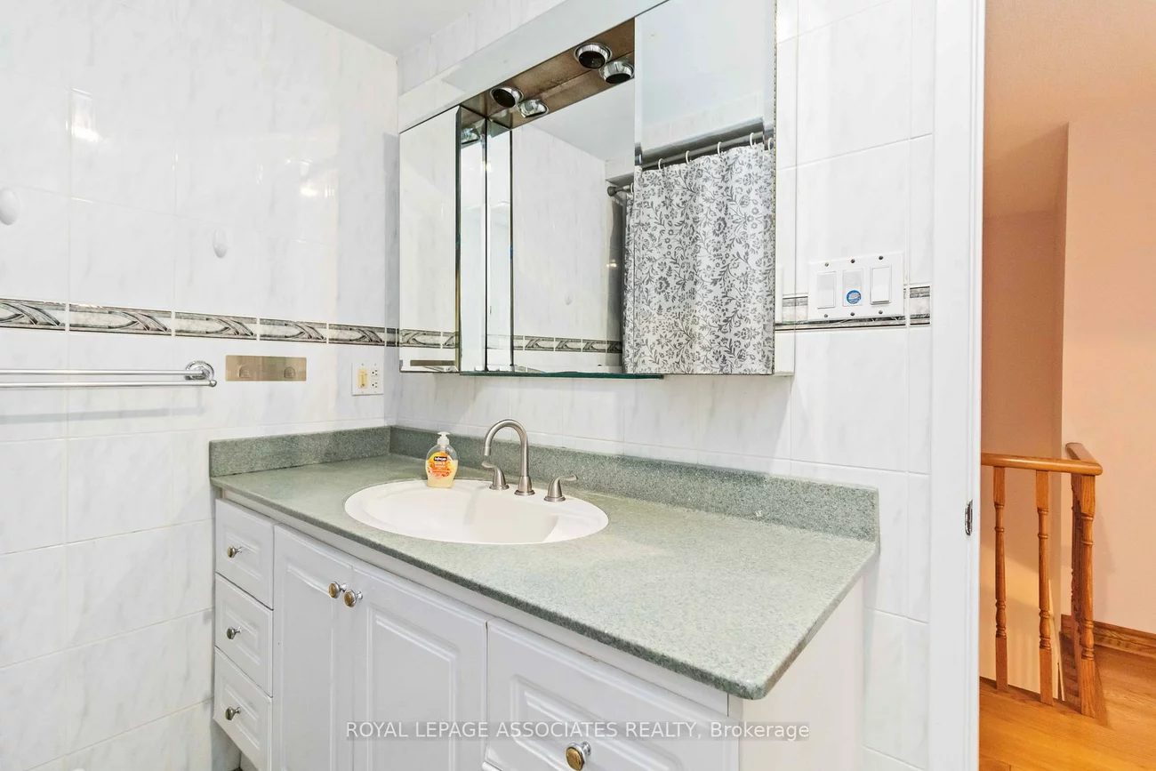 4343, Lee, Rathwood, Mississauga