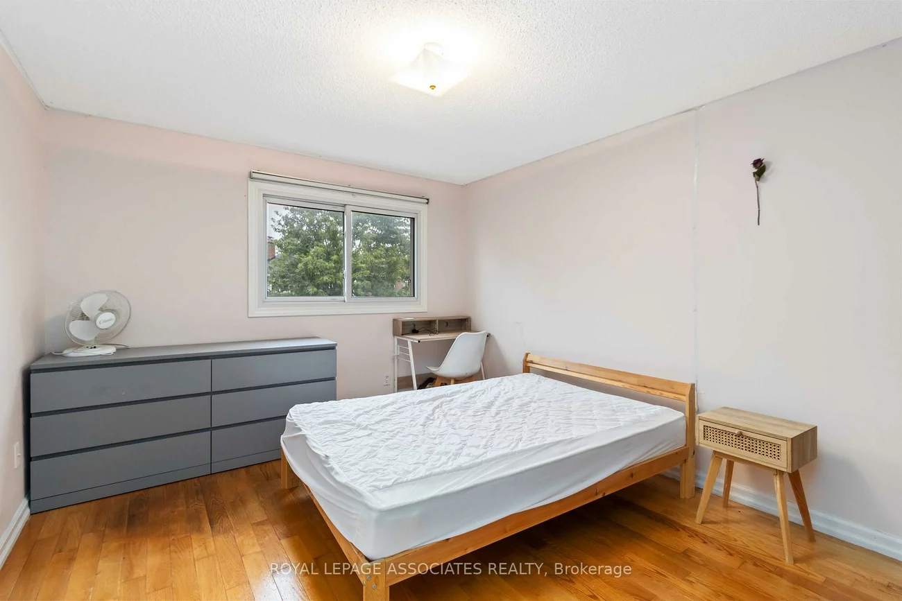 4343, Lee, Rathwood, Mississauga
