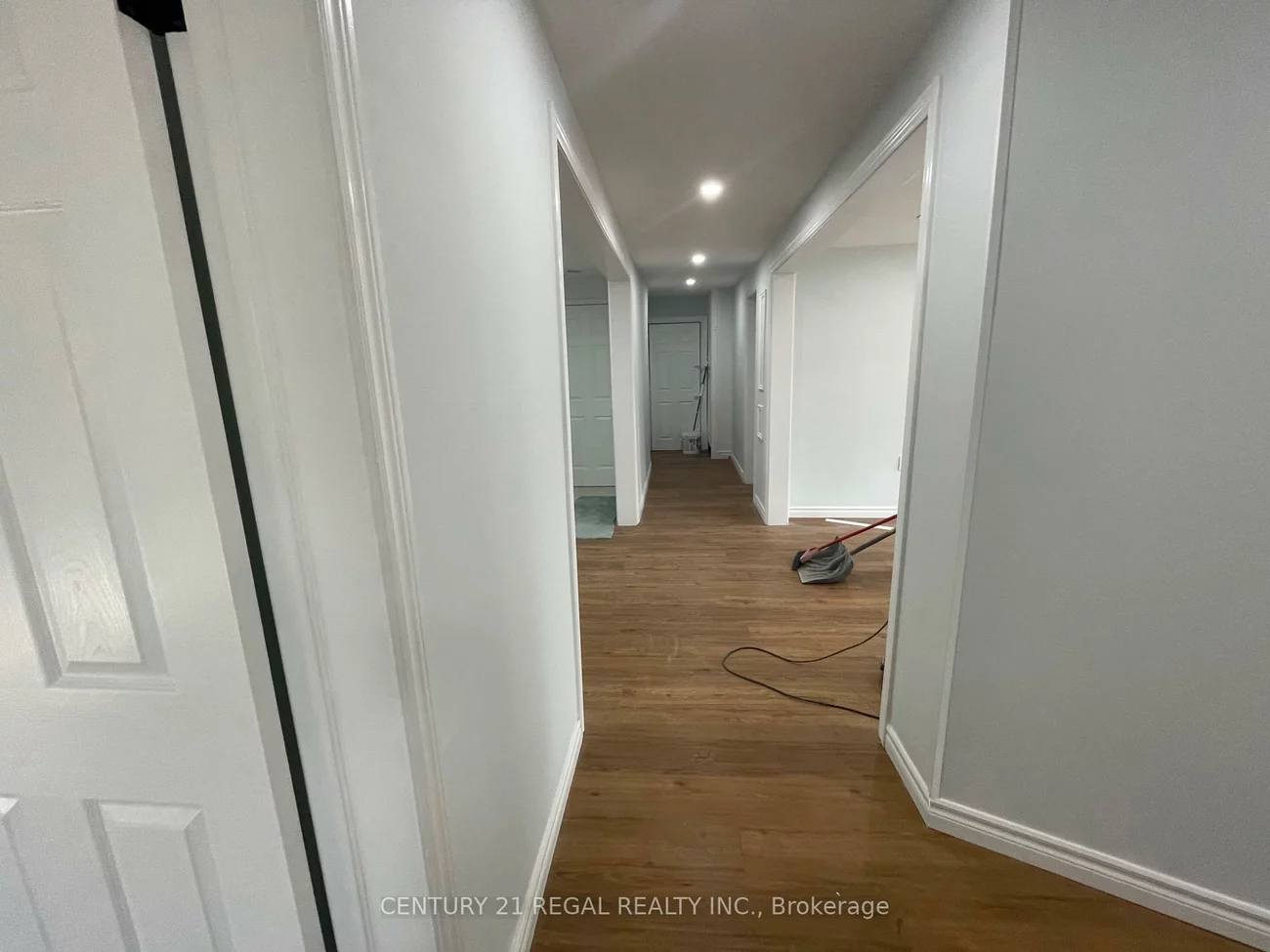 215 B, Queen, Streetsville, Mississauga