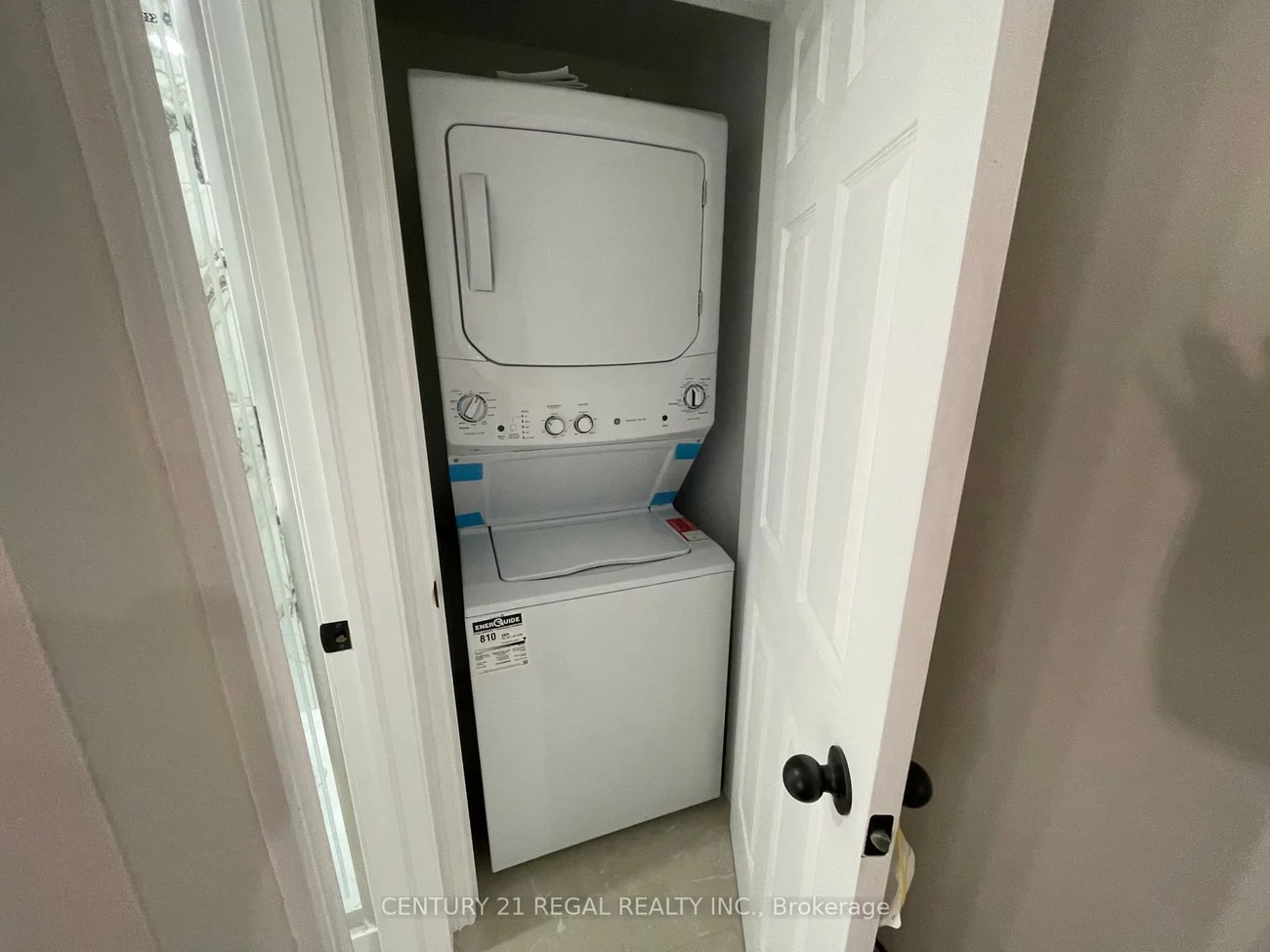 215 B, Queen, Streetsville, Mississauga