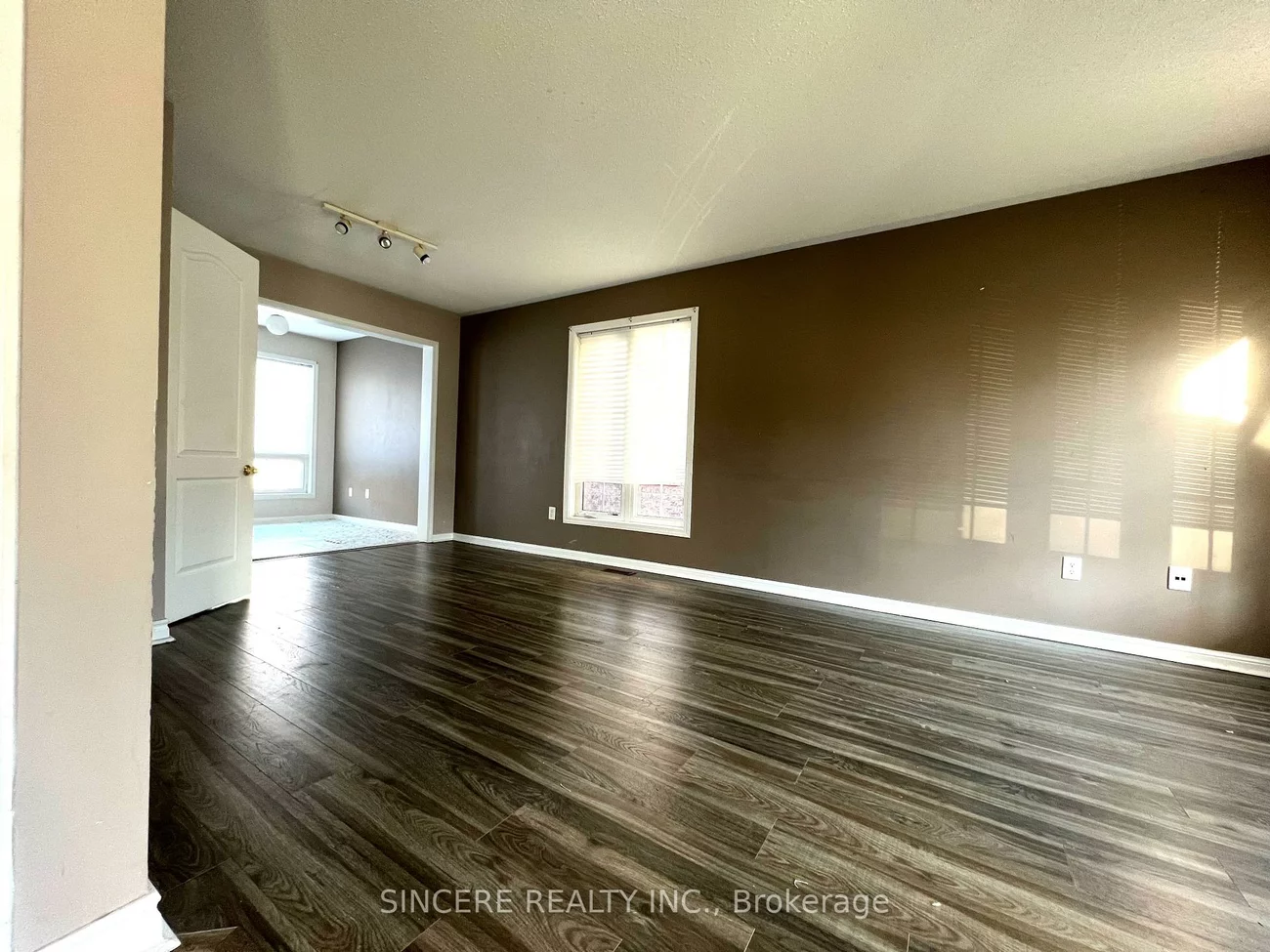 5872, Osprey, Lisgar, Mississauga