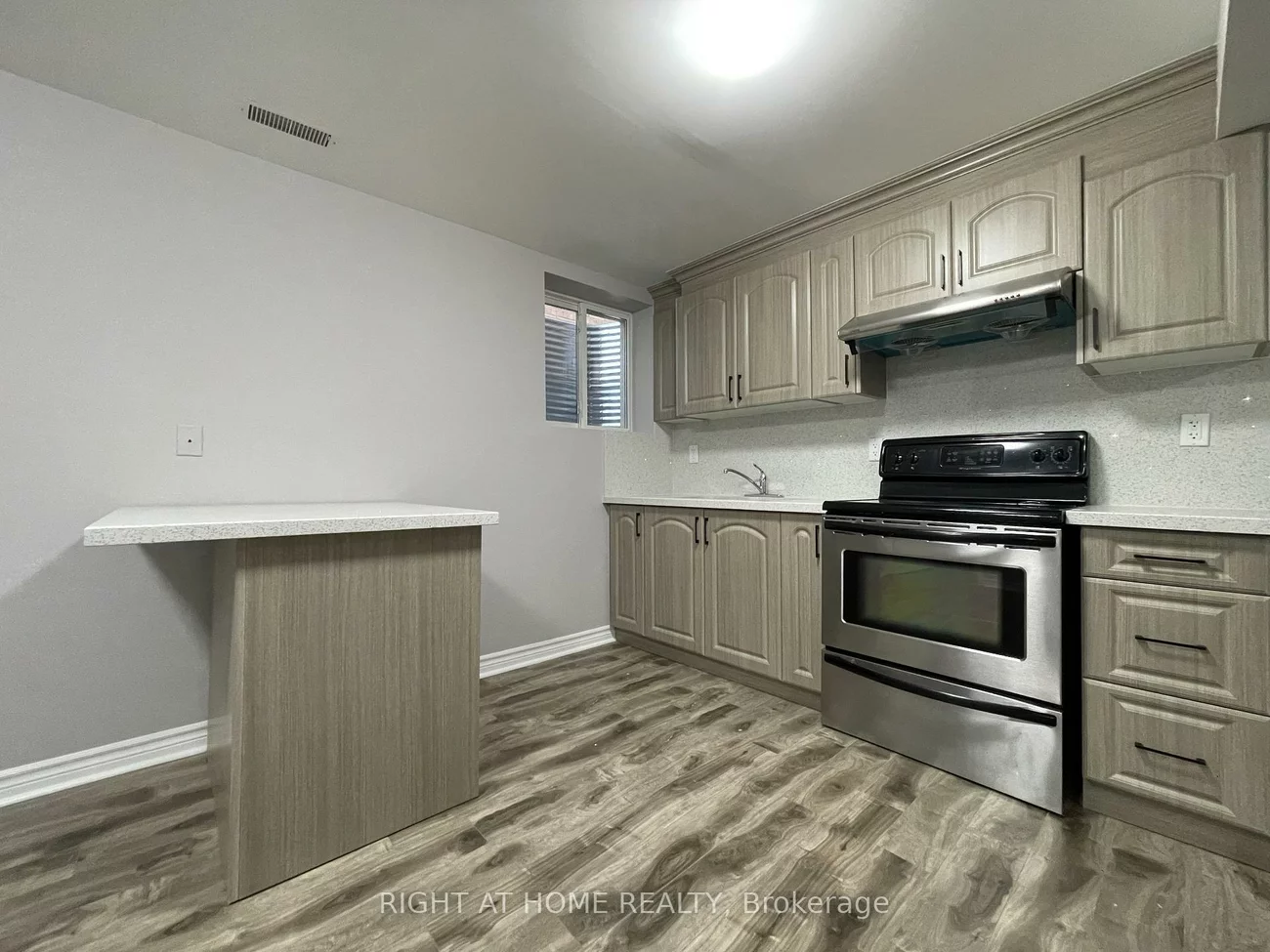 5837, Churchill Meadows, Central Erin Mills, Mississauga