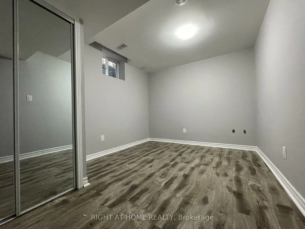 5837, Churchill Meadows, Central Erin Mills, Mississauga