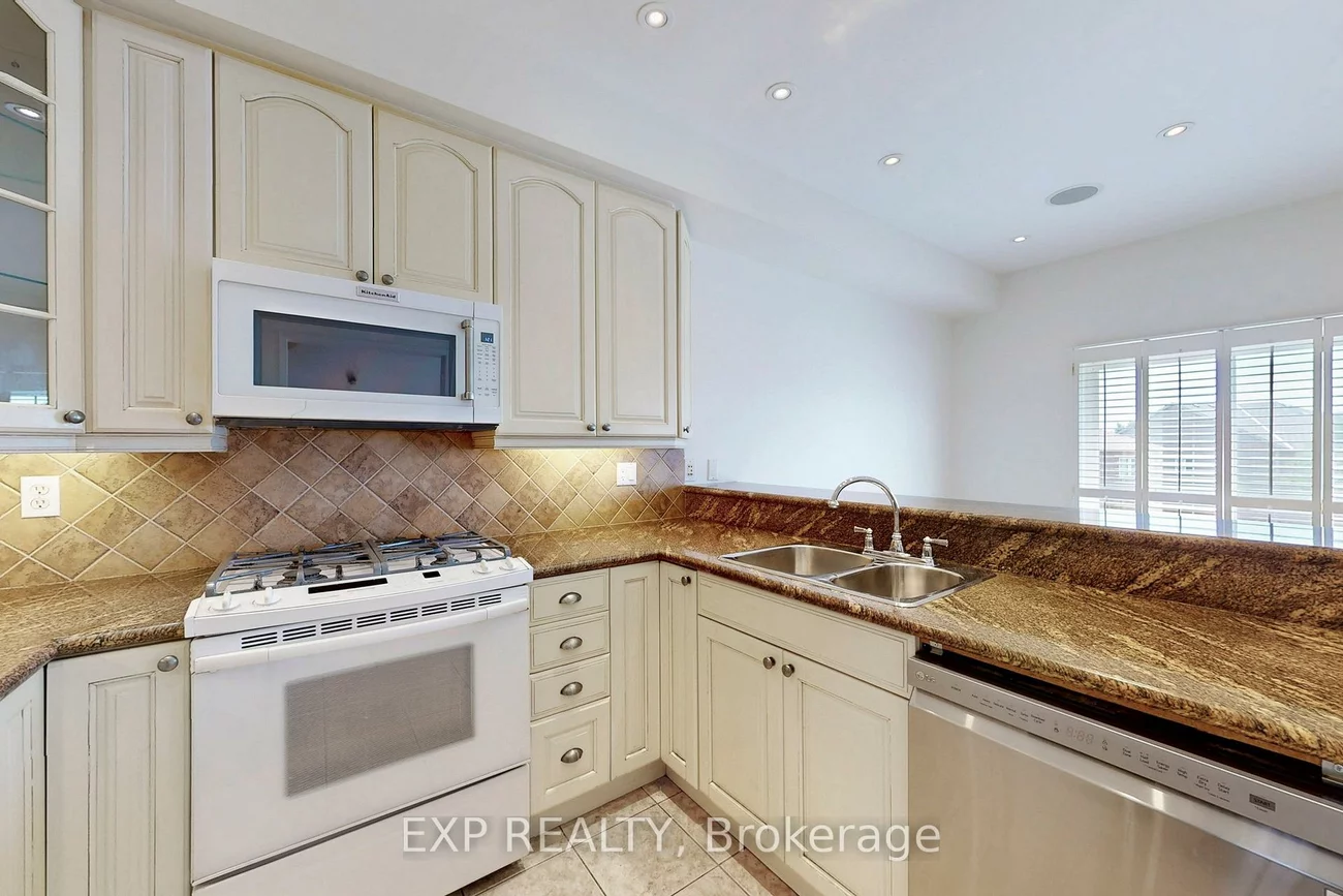 6630, Opera Glass, Meadowvale Village, Mississauga