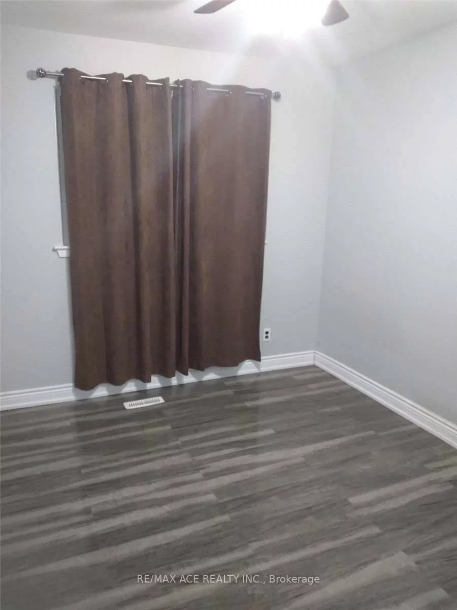 7022, Chigwel, Malton, Mississauga