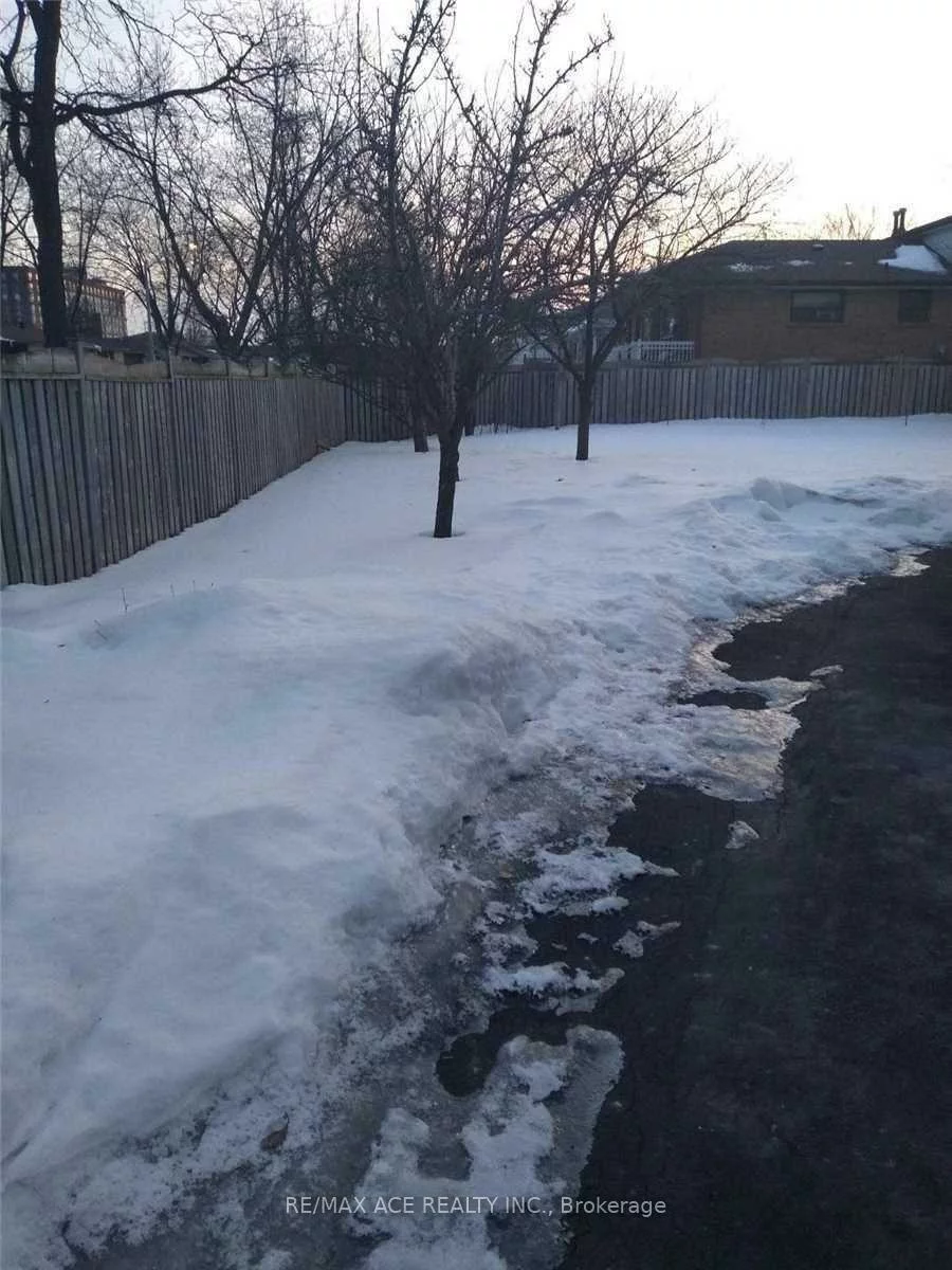 7022, Chigwel, Malton, Mississauga