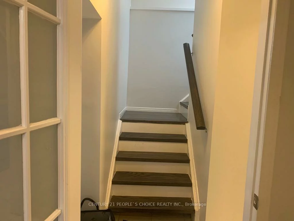 2906, Peacock, Central Erin Mills, Mississauga