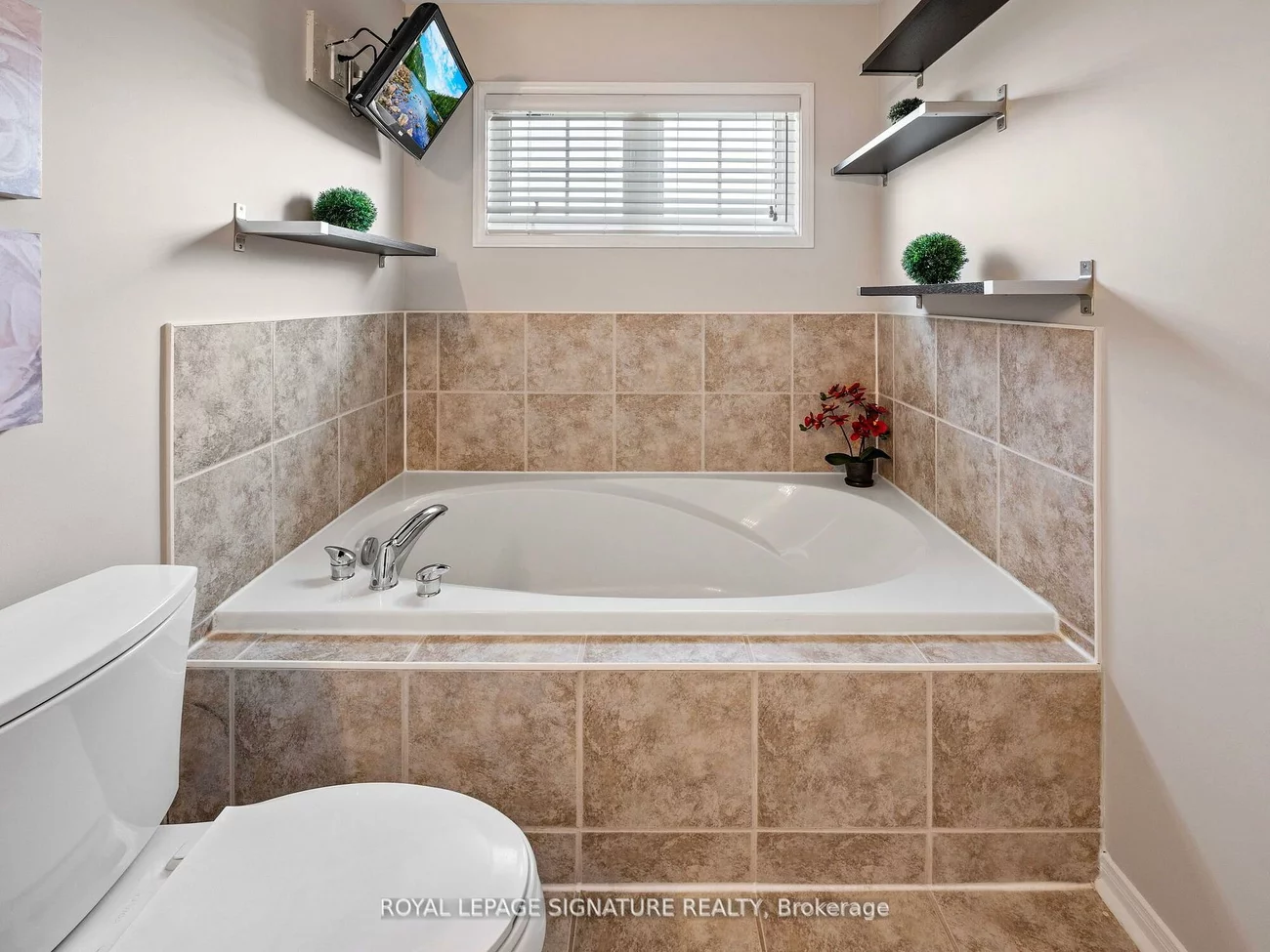5015, Dubonet, Churchill Meadows, Mississauga