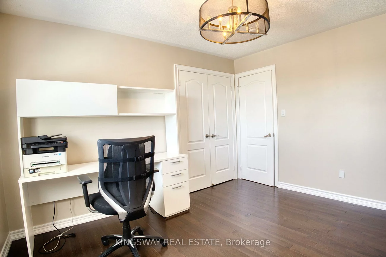 3194, World Series, Meadowvale, Mississauga