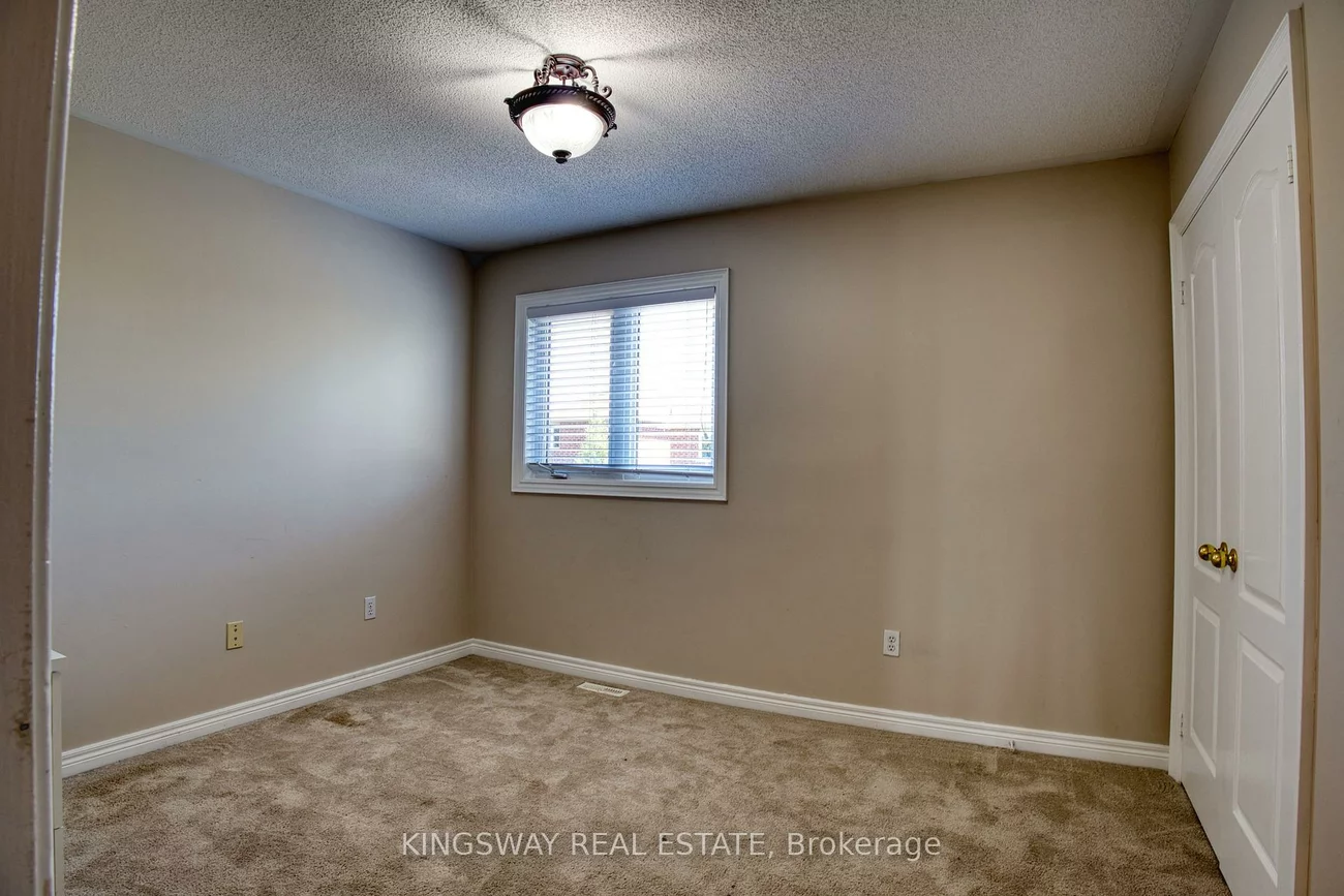 3194, World Series, Meadowvale, Mississauga