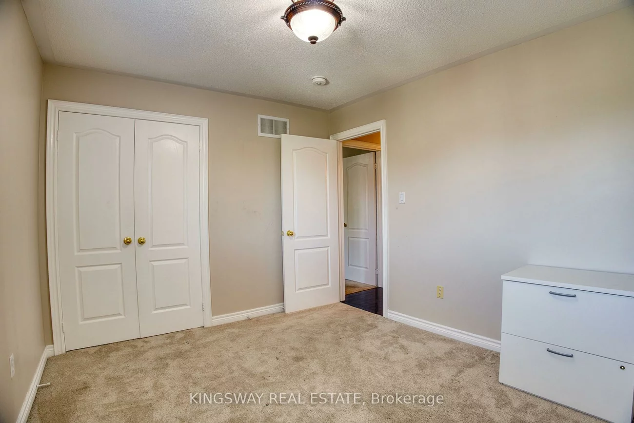 3194, World Series, Meadowvale, Mississauga