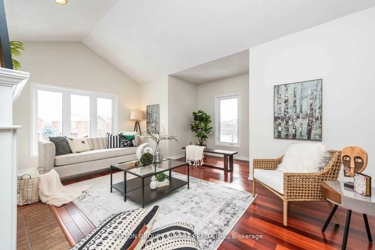 4822, Wild Rose, East Credit, Mississauga