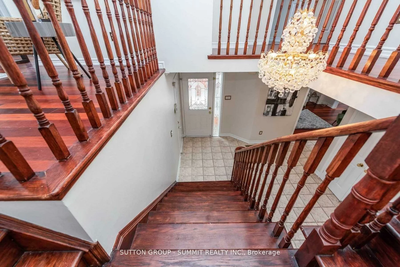 4822, Wild Rose, East Credit, Mississauga