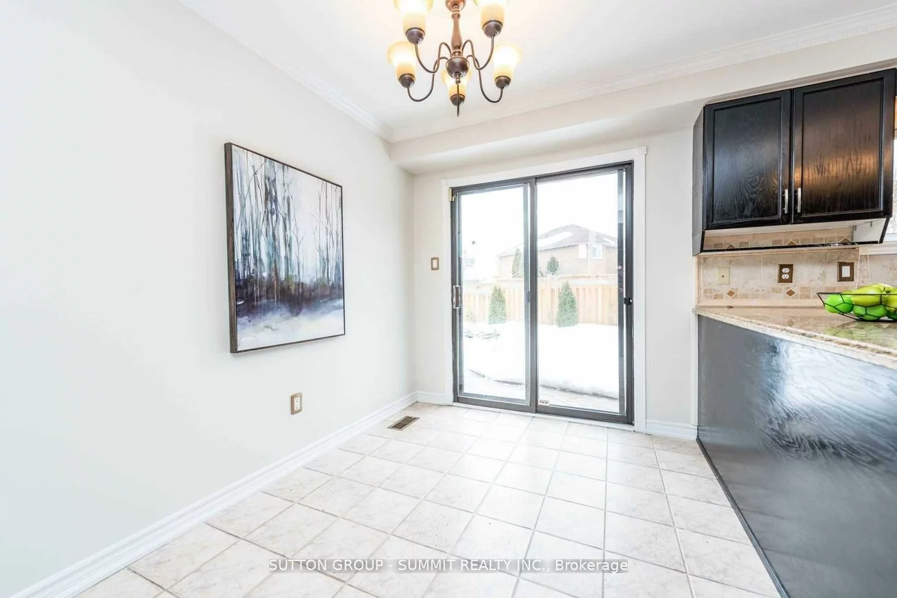 4822, Wild Rose, East Credit, Mississauga