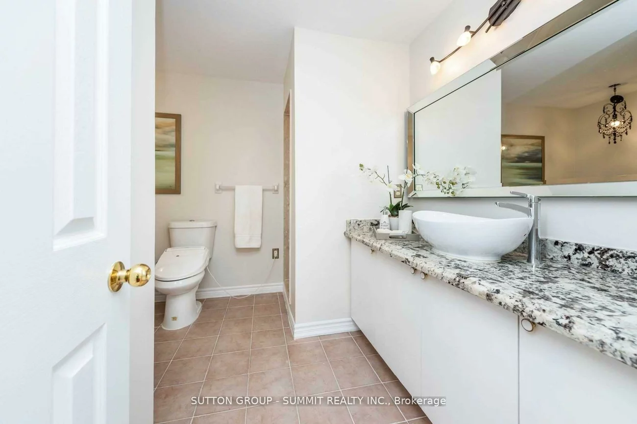 4822, Wild Rose, East Credit, Mississauga