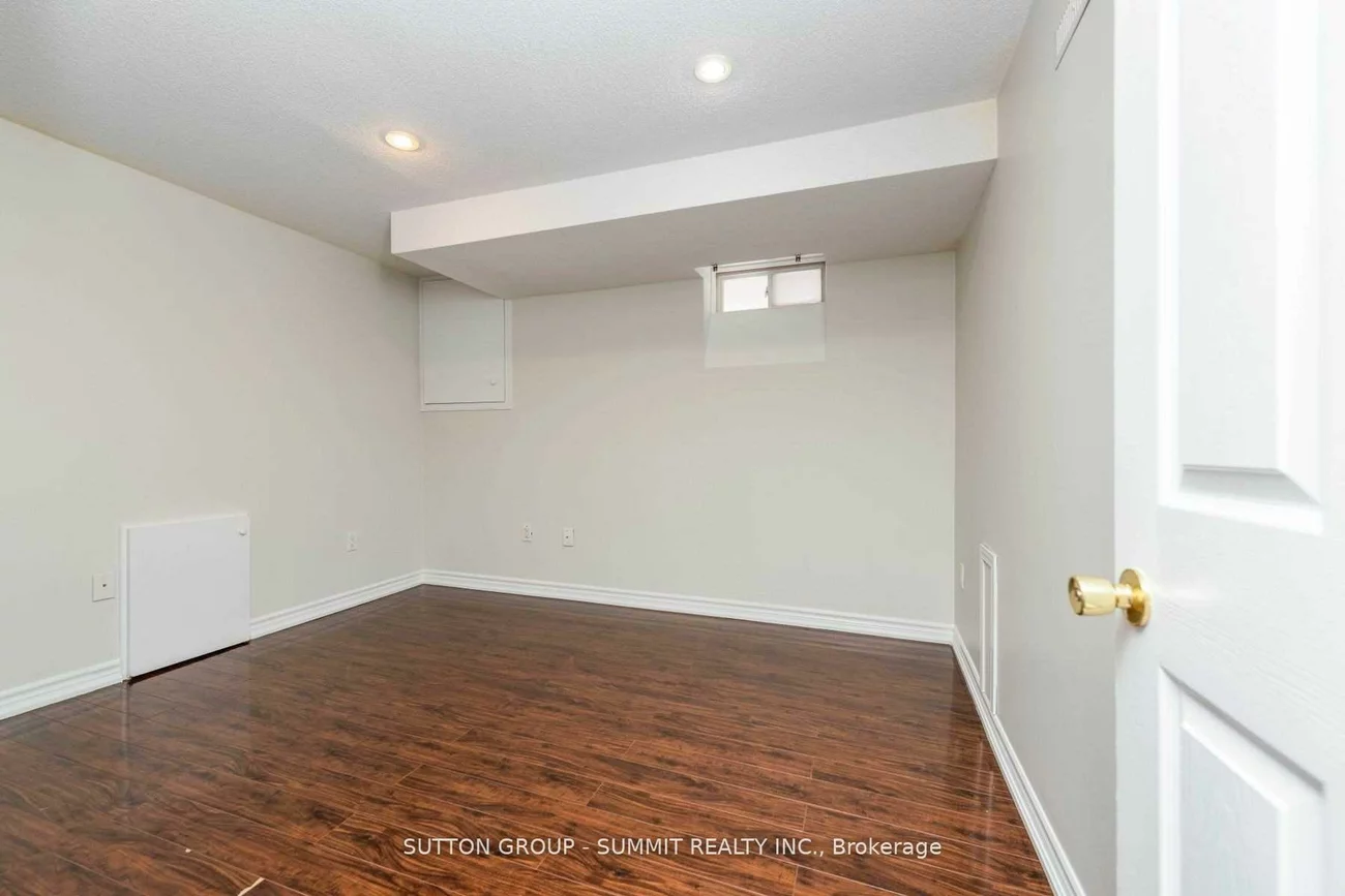 4822, Wild Rose, East Credit, Mississauga