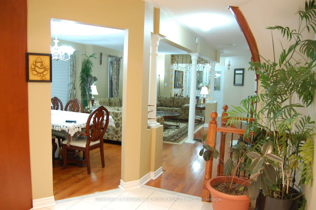 4845, Potomac, Hurontario, Mississauga