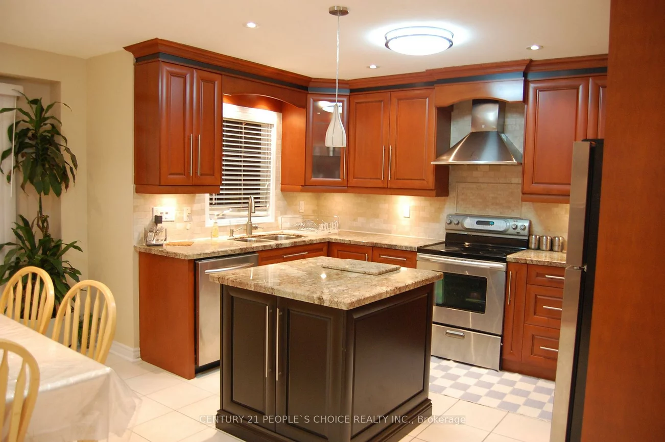 4845, Potomac, Hurontario, Mississauga