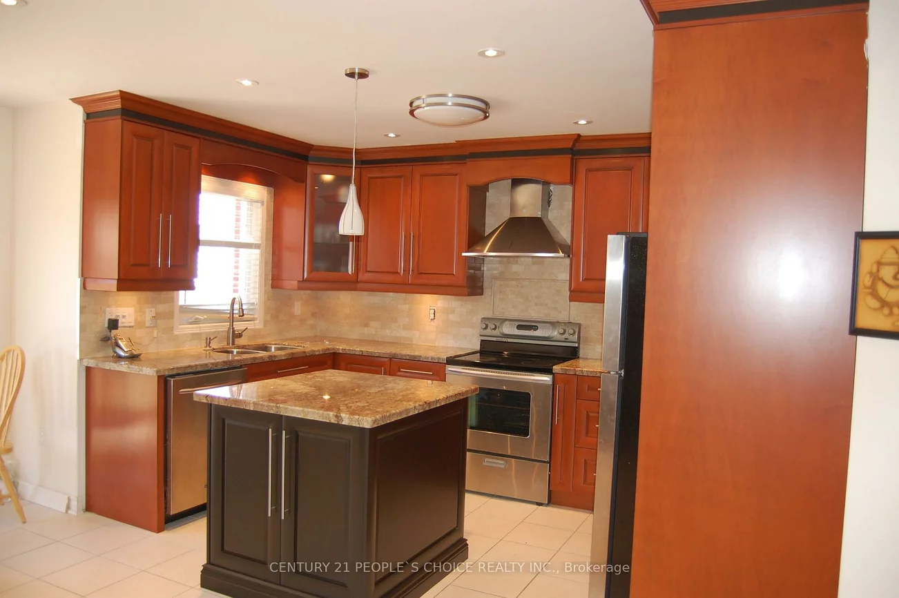 4845, Potomac, Hurontario, Mississauga