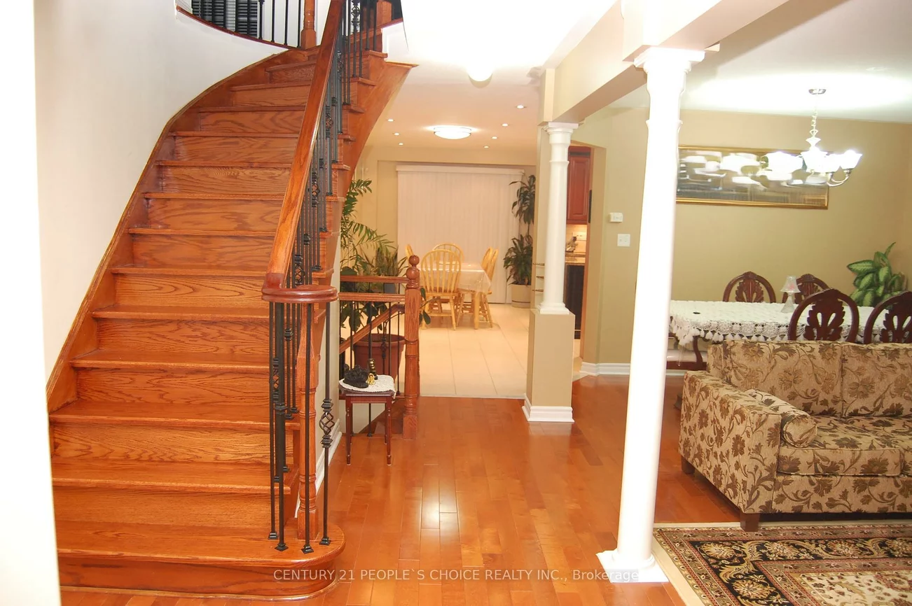 4845, Potomac, Hurontario, Mississauga