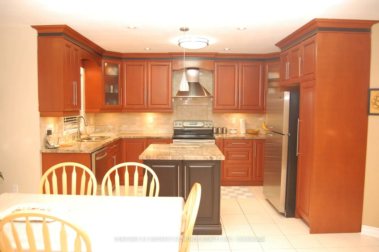 4845, Potomac, Hurontario, Mississauga