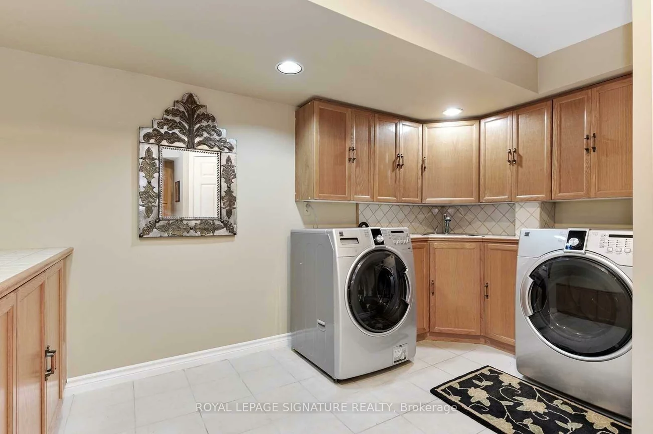 4285, Credit Pointe, East Credit, Mississauga