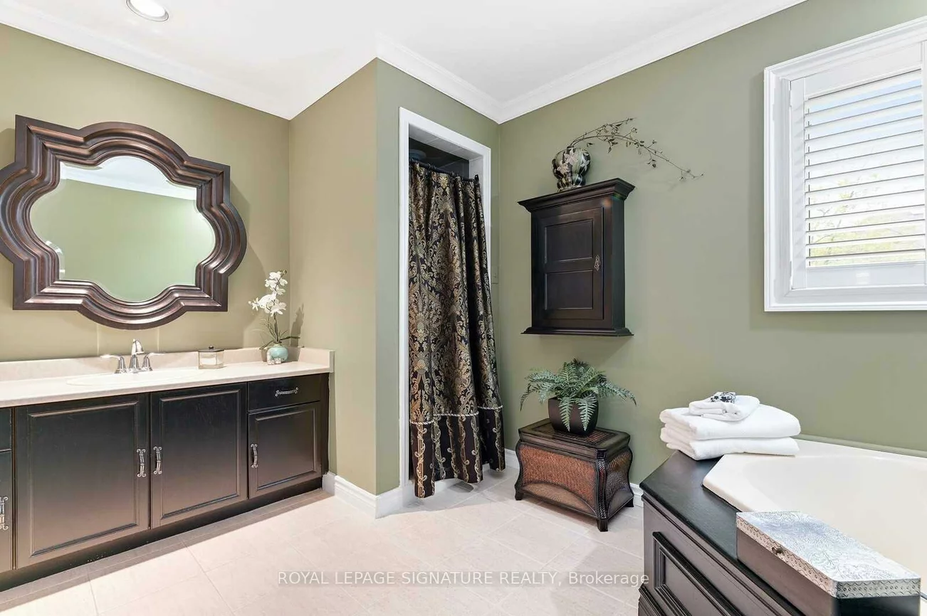 4285, Credit Pointe, East Credit, Mississauga