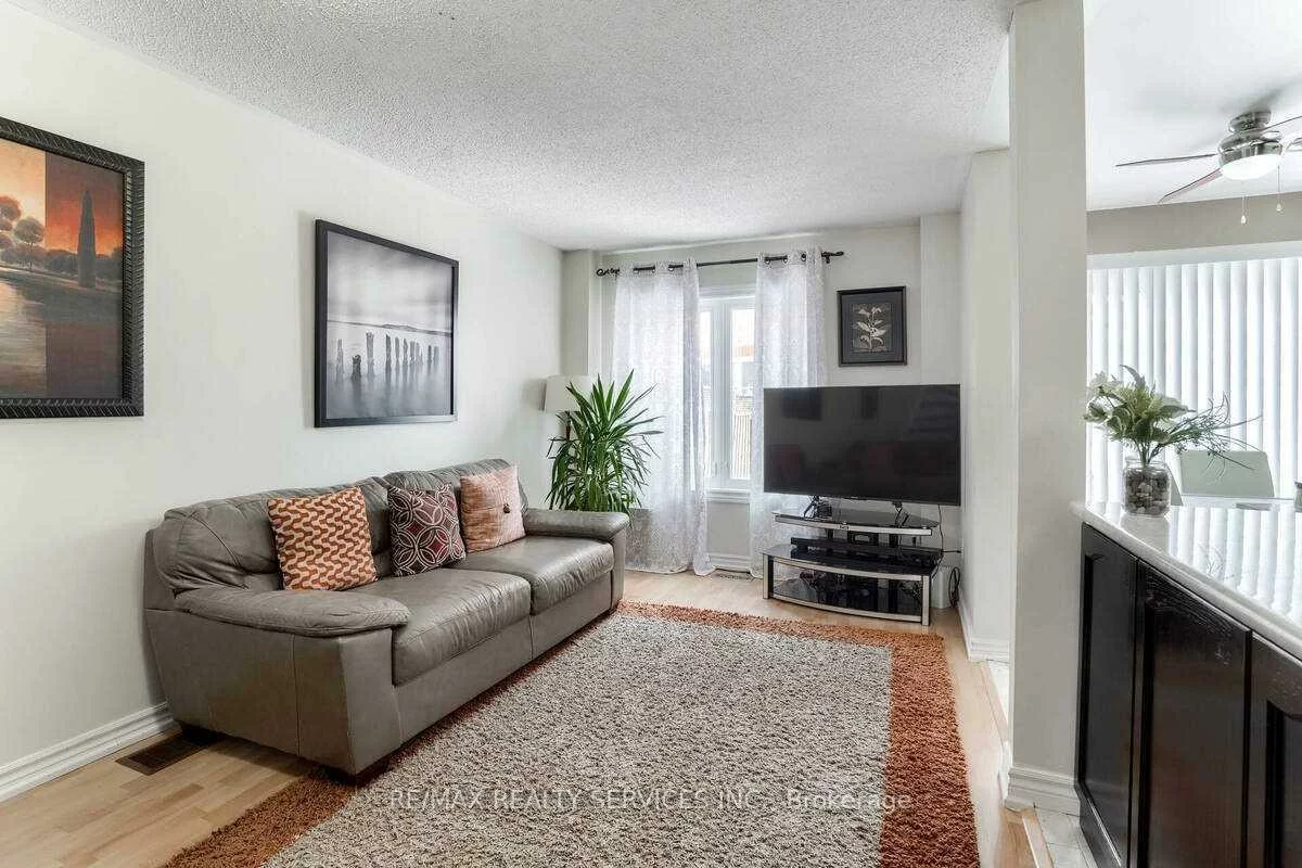 6888, Dillingwood, Lisgar, Mississauga