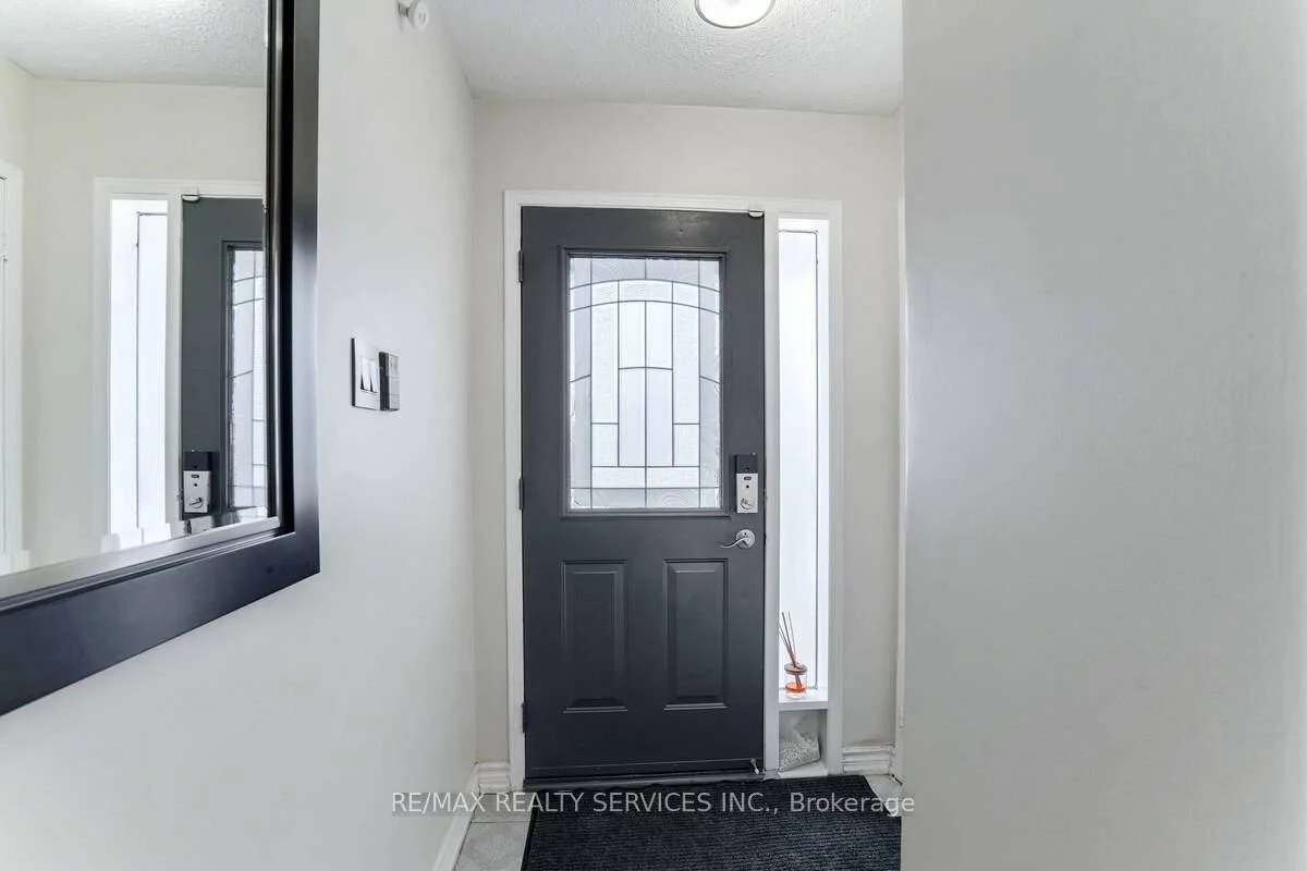 6888, Dillingwood, Lisgar, Mississauga