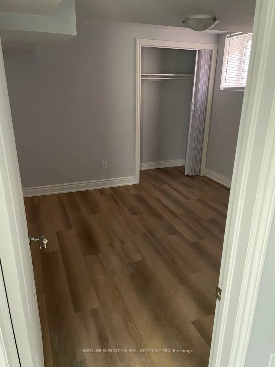 274, Oxbow, Hurontario, Mississauga