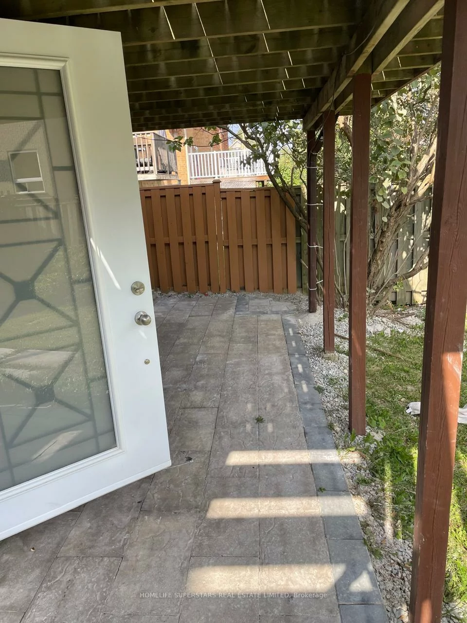 274, Oxbow, Hurontario, Mississauga