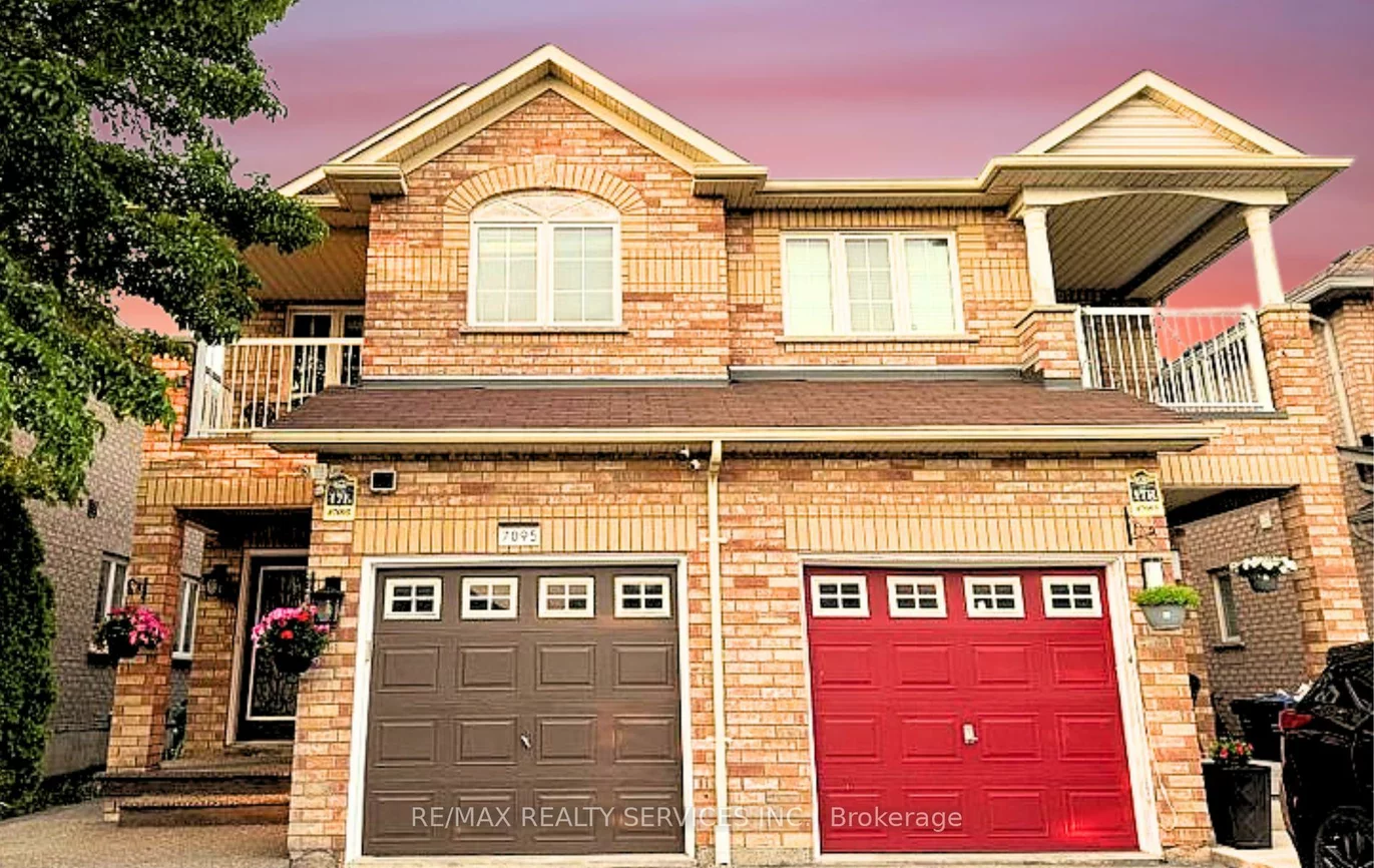 7095, Village, Meadowvale Village, Mississauga