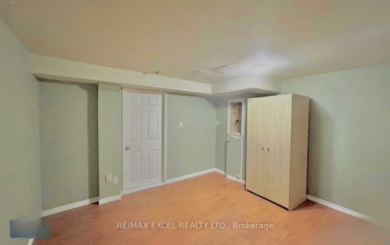 3225, Coldstream, Erin Mills, Mississauga