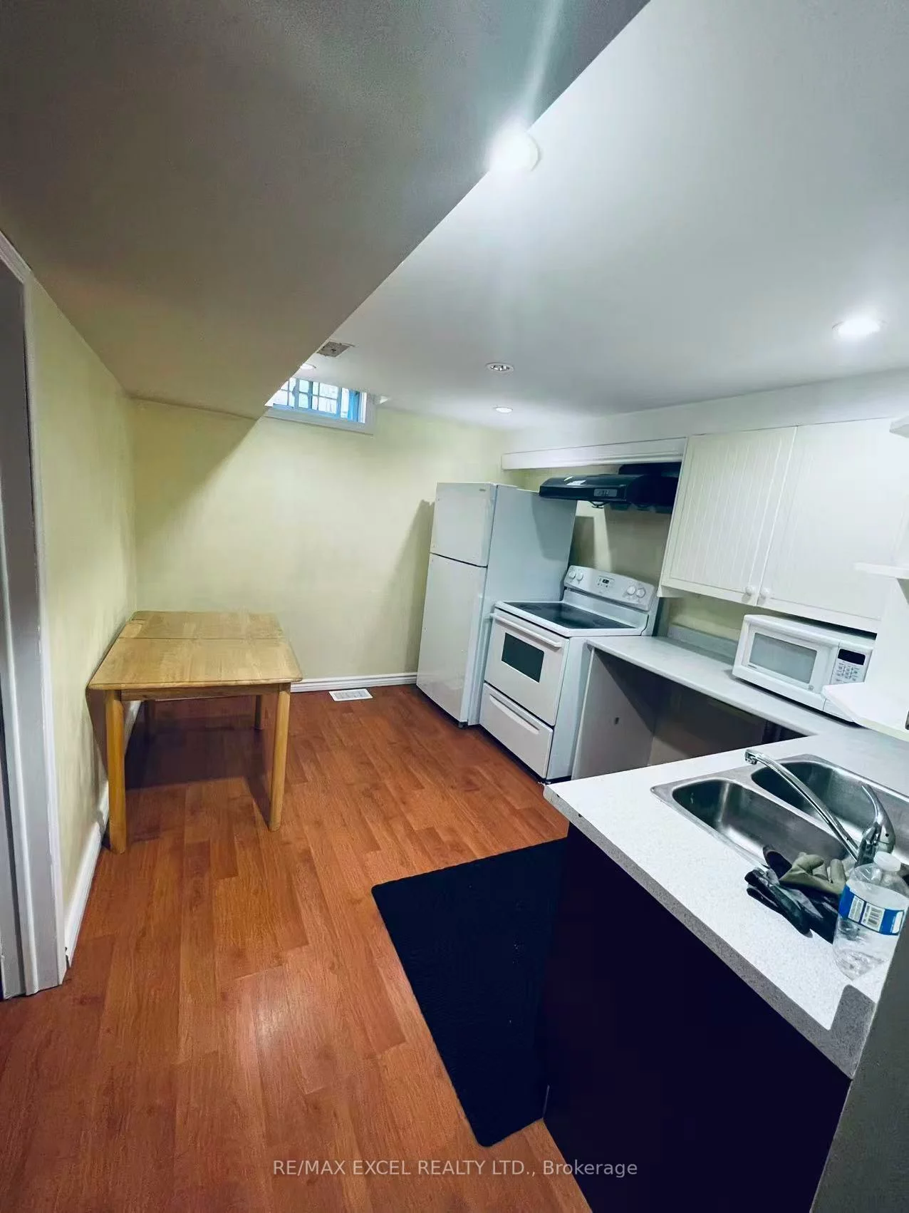 3225, Coldstream, Erin Mills, Mississauga