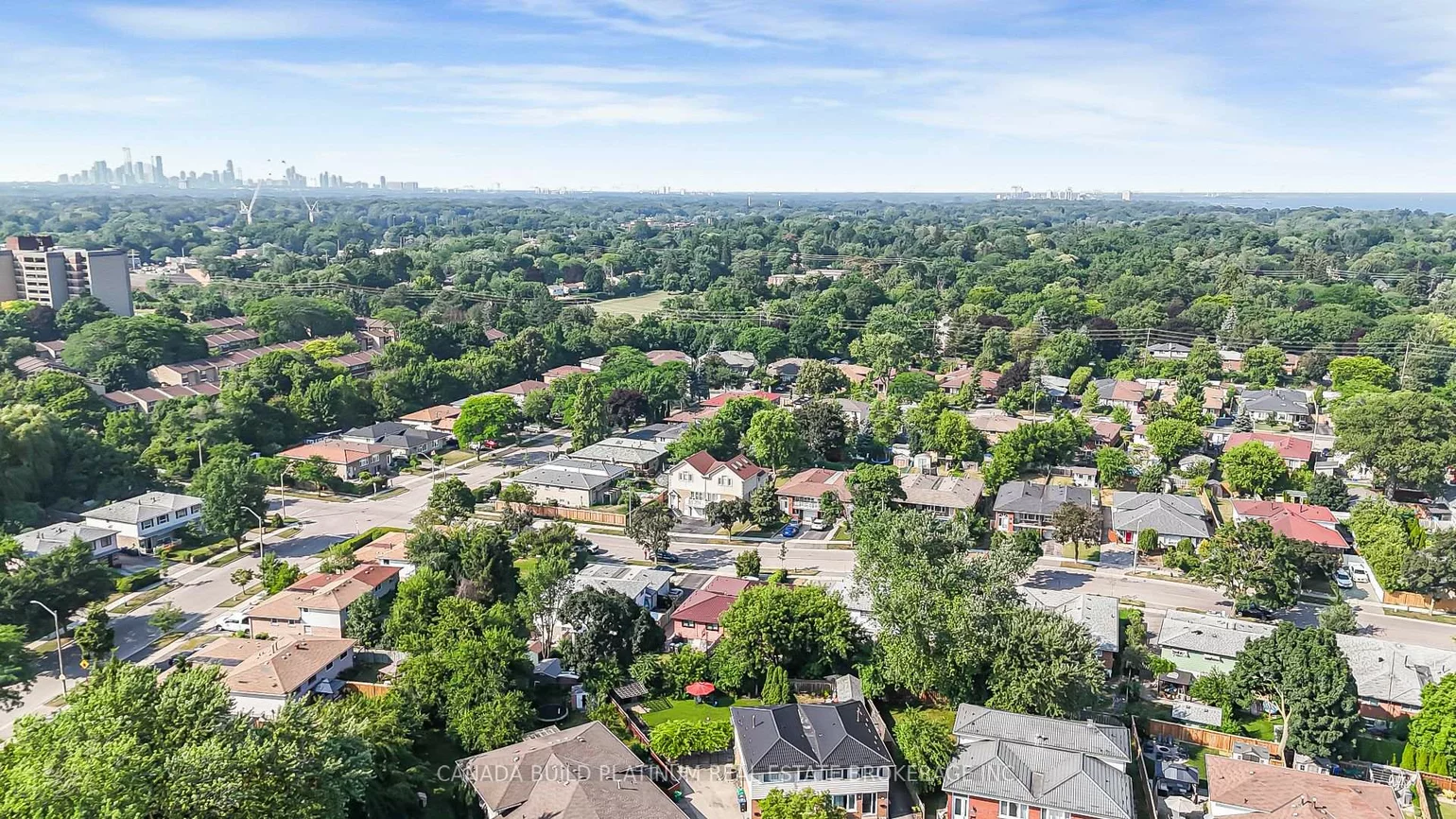 849, Inverhouse, Clarkson, Mississauga