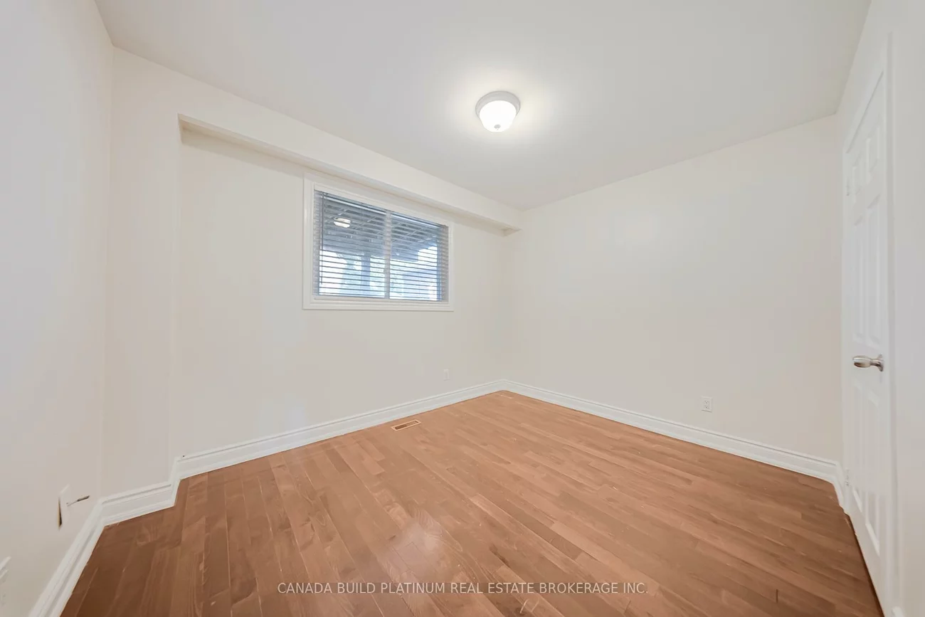 849, Inverhouse, Clarkson, Mississauga