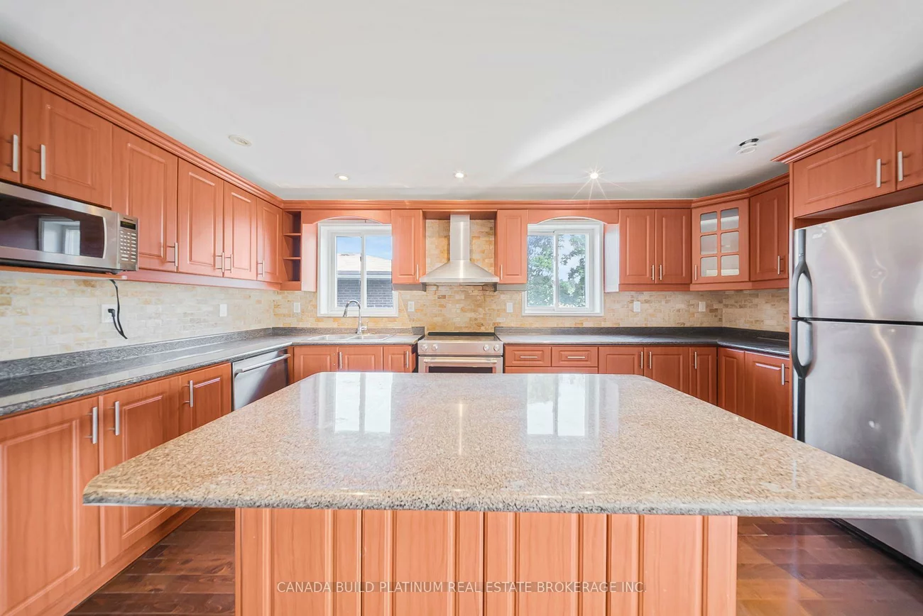 849, Inverhouse, Clarkson, Mississauga