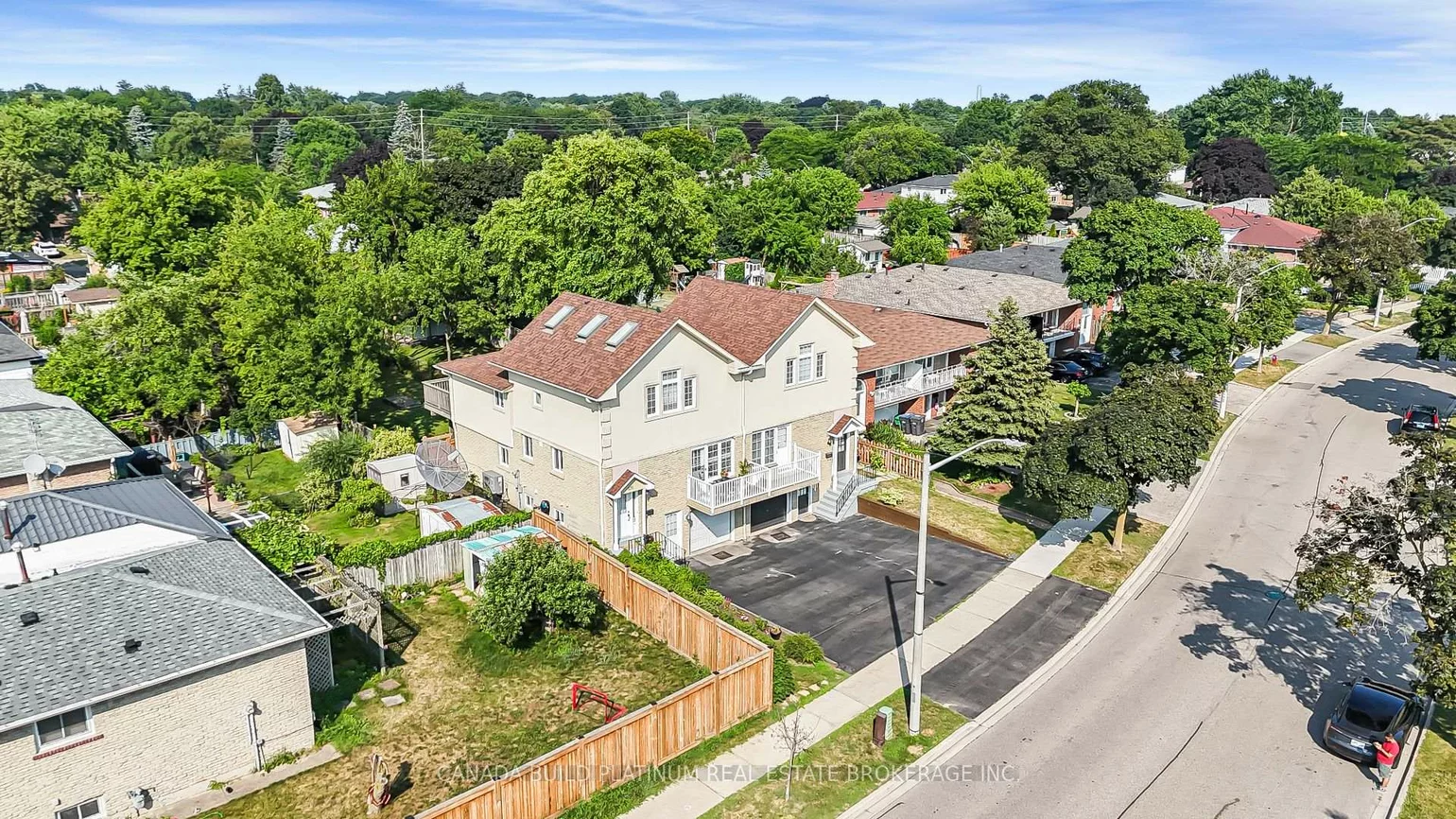 849, Inverhouse, Clarkson, Mississauga